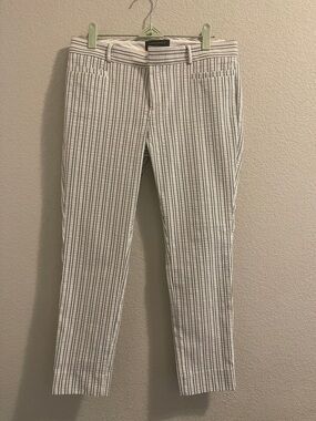 (NWOT) Banana Republic White and Navy Striped Ankle Pants Size 2